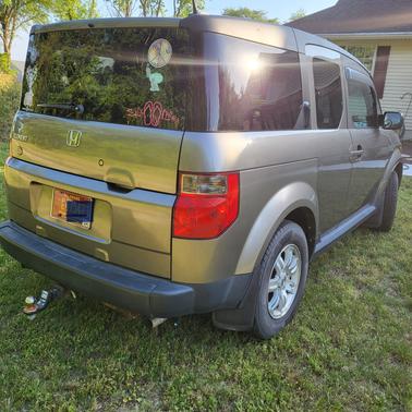 Photo 5 of 7 of 2007 Honda Element EX